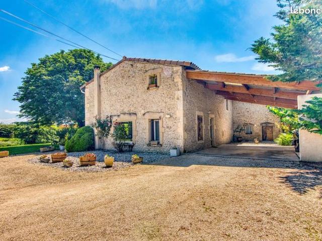 Ferme 9 pièces 227 m²