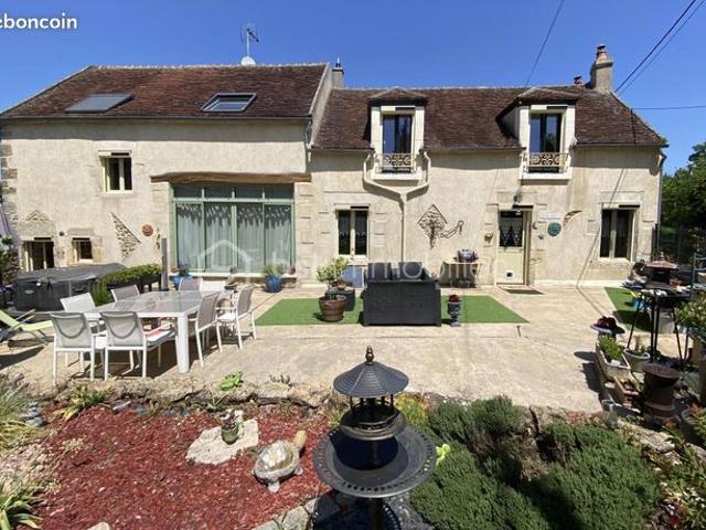 Ferme 9 pièces 237 m²
