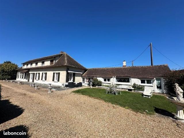 Ferme 9 pièces 247 m²