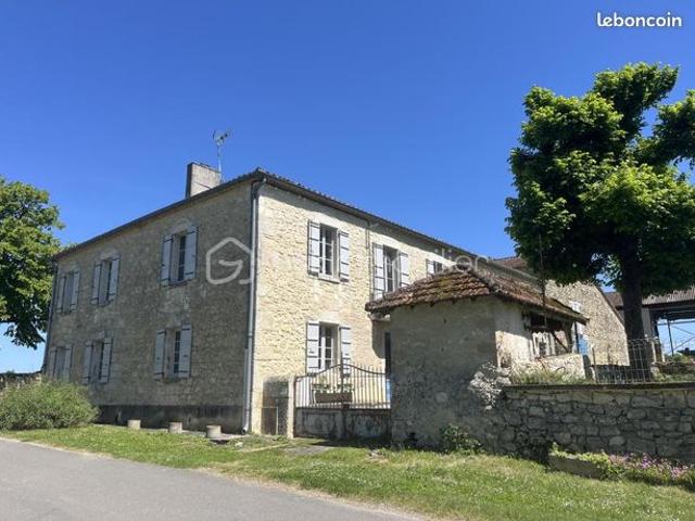 Ferme 9 pièces 275 m²