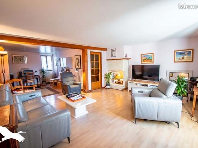 Ferme 9 pièces 315 m²