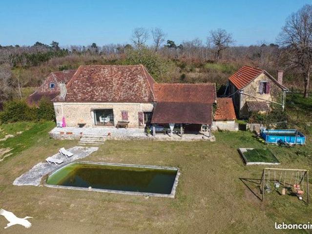 Ferme 13 pièces 345 m²