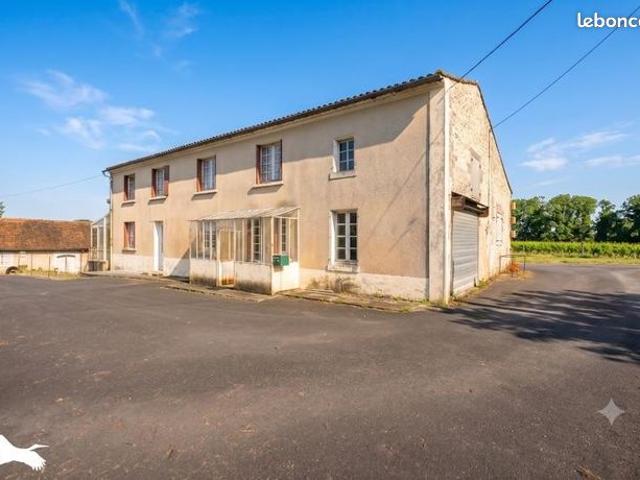 Ferme 10 pièces 181 m²