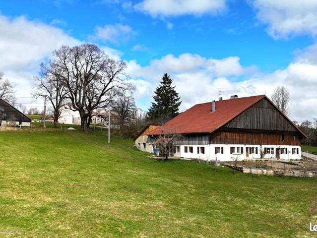 Ferme 10 pièces 210 m²