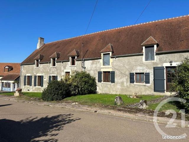 Ferme 10 pièces 251 m²