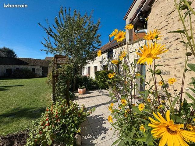 Ferme 10 pièces 265 m²
