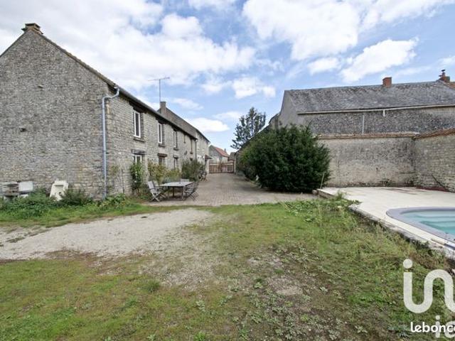 Ferme 10 pièces 265 m²