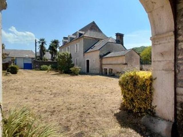 Ferme 10 pièces 275 m²