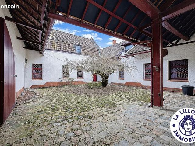 Ferme 10 pièces 270 m²