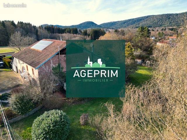 Ferme 10 pièces 288 m²