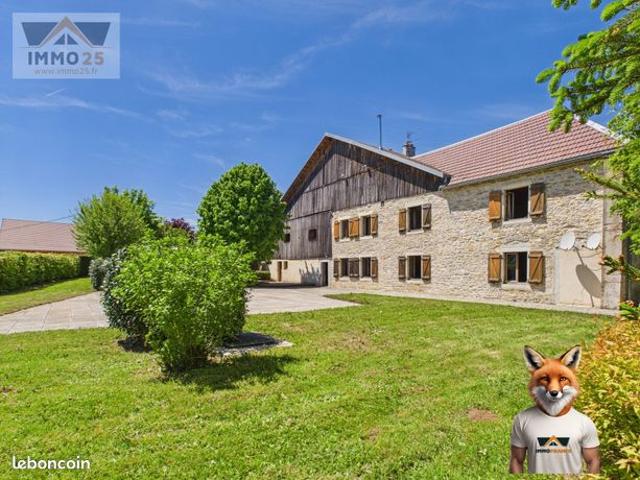 Ferme 10 pièces 465 m²