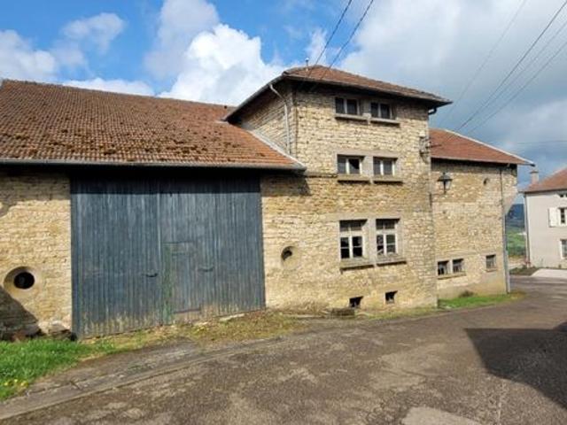 Ferme 10 pièces 830 m²