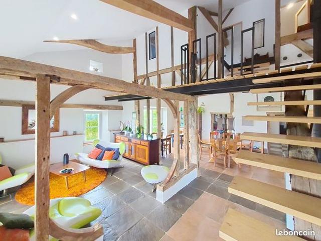 Ferme 11 pièces 270 m²