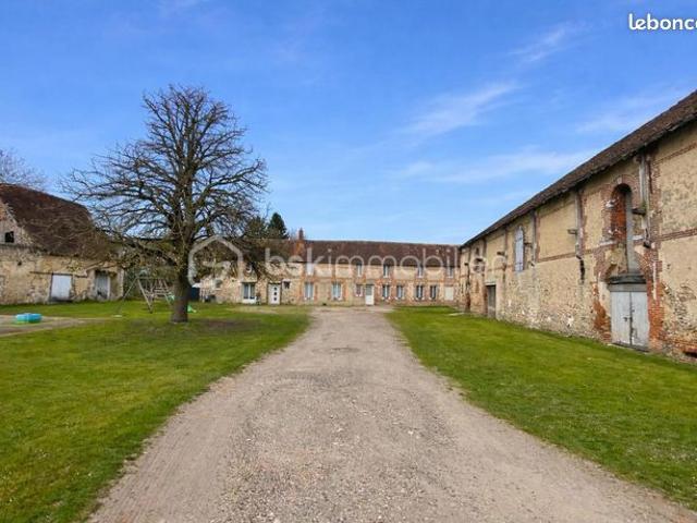 Ferme 11 pièces 313 m²