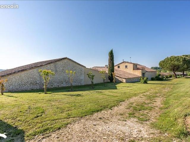 Ferme 11 pièces 359 m²