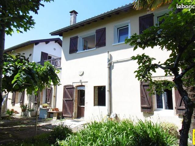 Ferme 11 pièces 386 m²