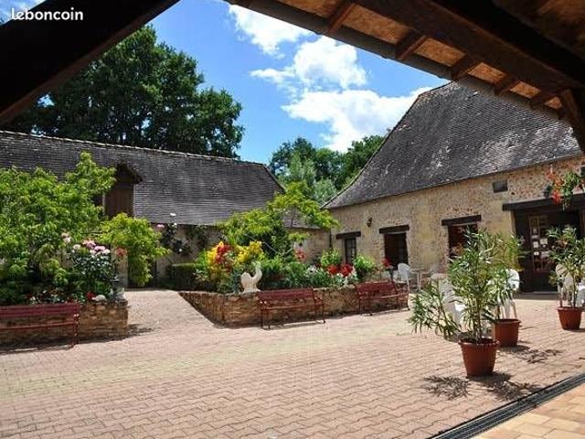 Ferme 11 pièces 470 m²