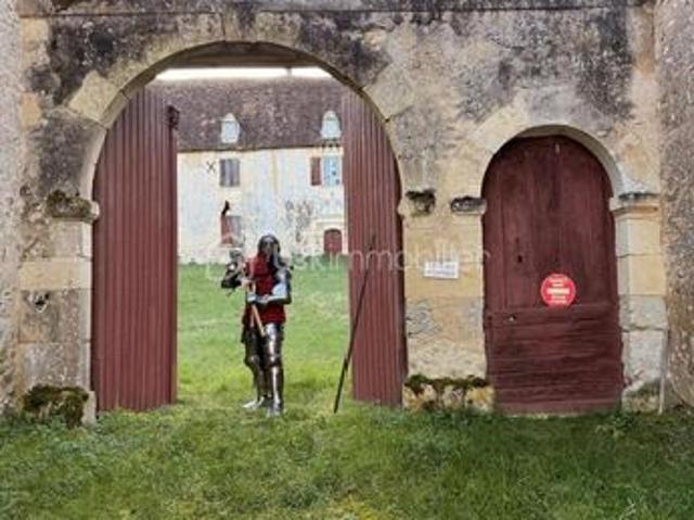 Ferme 12 pièces 1 400 m²