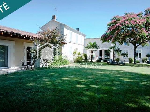 Ferme 12 pièces 221 m²