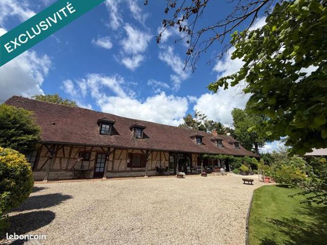 Ferme 12 pièces 341 m²