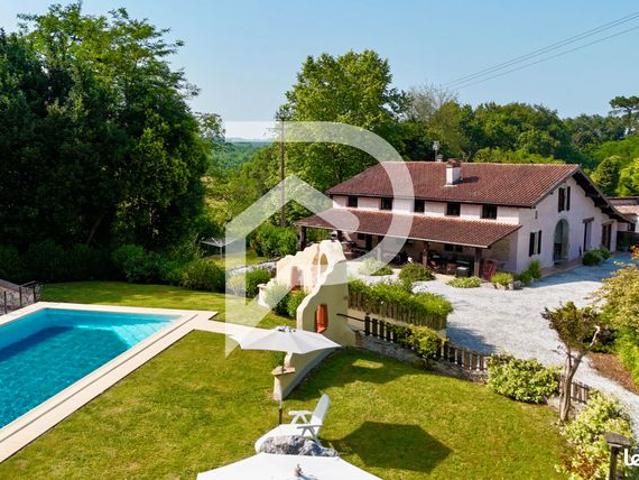 Ferme 12 pièces 415 m²