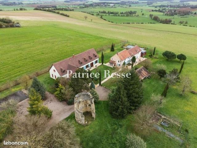 Ferme 12 pièces 618 m²