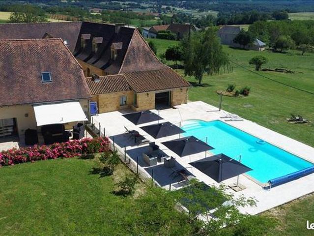 Ferme 17 pièces 730 m²