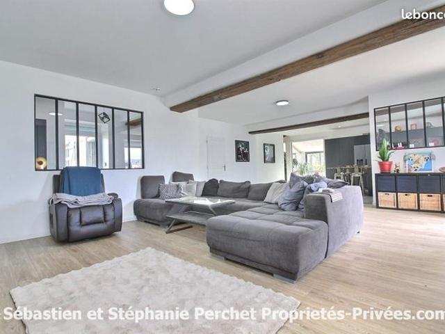 Ferme 14 pièces 360 m²