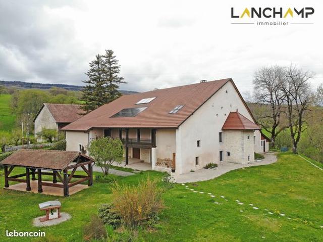 Ferme 14 pièces 483 m²