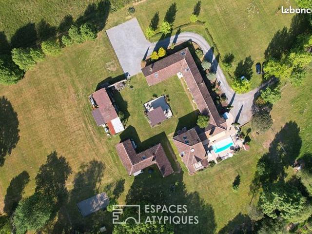 Ferme 14 pièces 550 m²