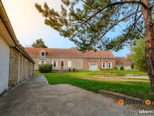Ferme 15 pièces 295 m²