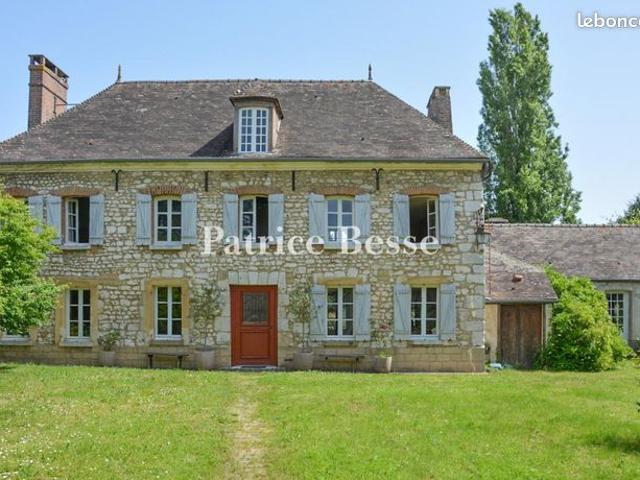 Ferme 15 pièces 392 m²