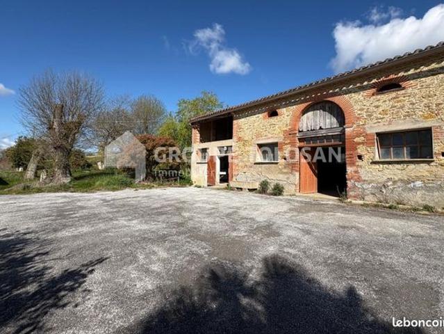 Ferme 2 pièces 200 m²