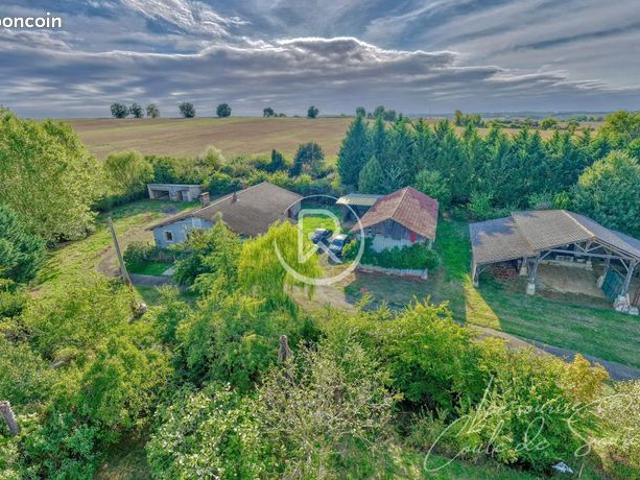 Ferme 3 pièces 140 m²