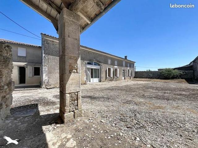 Ferme 3 pièces 144 m²