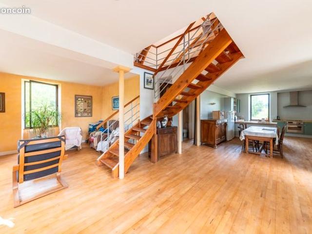 Ferme 3 pièces 160 m²