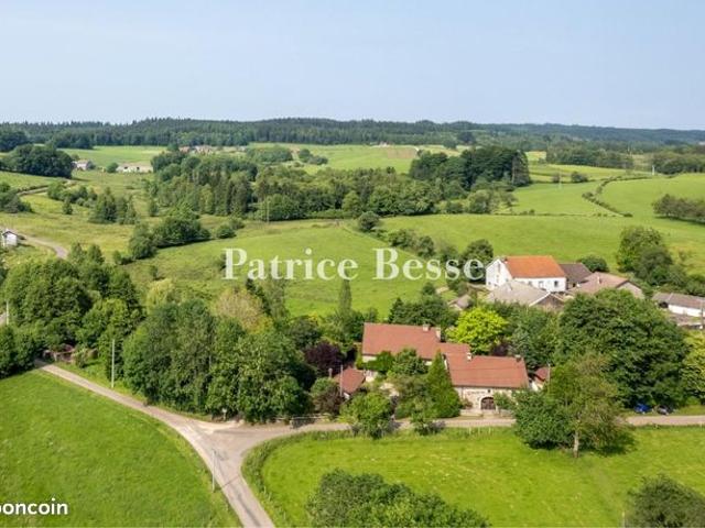 Ferme 3 pièces 330 m²