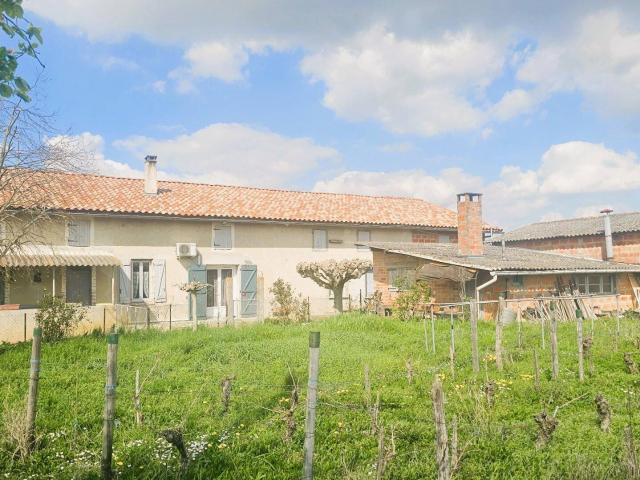 FERME VITICOLE A RENOVER A GRISOLLES