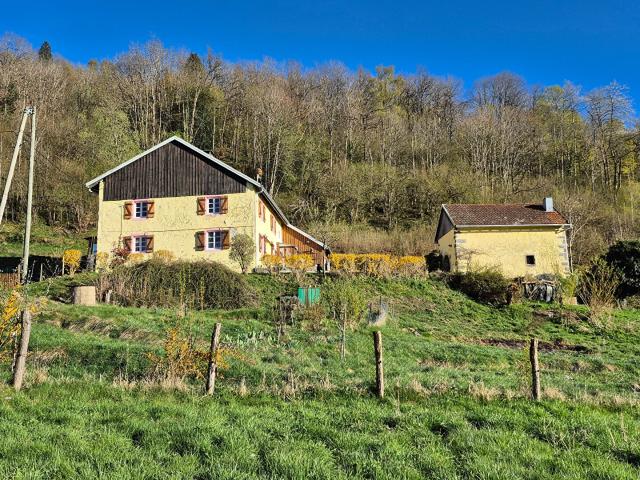 FERME VUE DOMINANTE PLEIN SUD