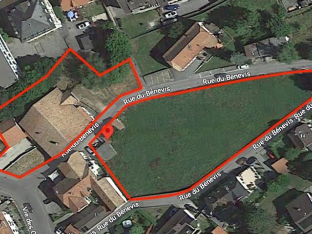 Ferme à rénover Grand terrain constructible additionnel en option
