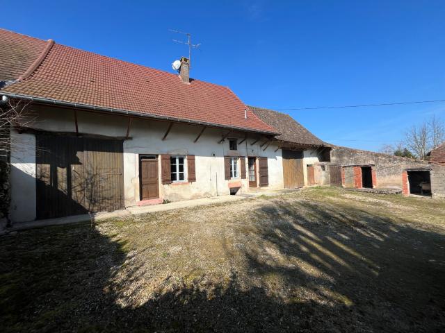FERME ATYPIQUE AU CALME