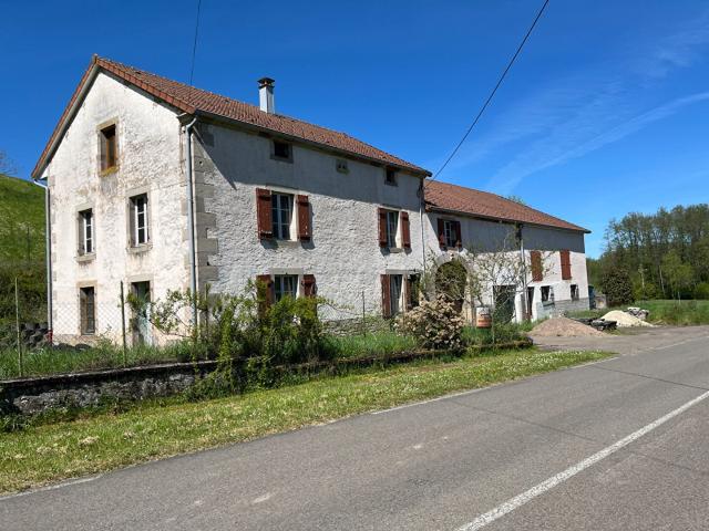 Ferme avec installations élevage 8 hectares potentiel except. 300m² Quers