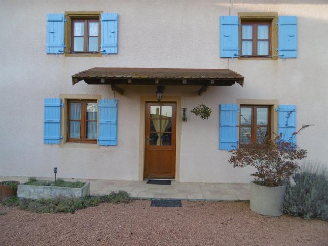 Ferme avec 8 hectares Sud Bourgogne 96m² Marcigny