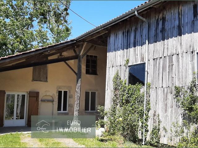 Ferme bazadaise en pierre, 120 m², dépendances sur 15 ha de. 120m² Bazas