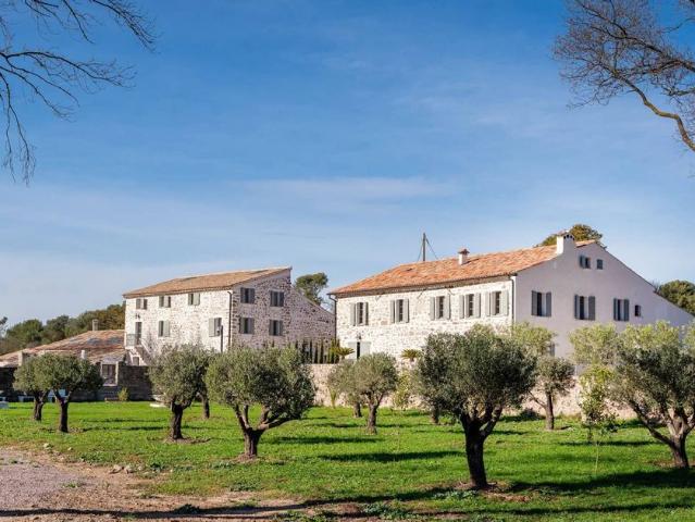 Ferme de 1600 m2 en vente Sainte Maxime, France
