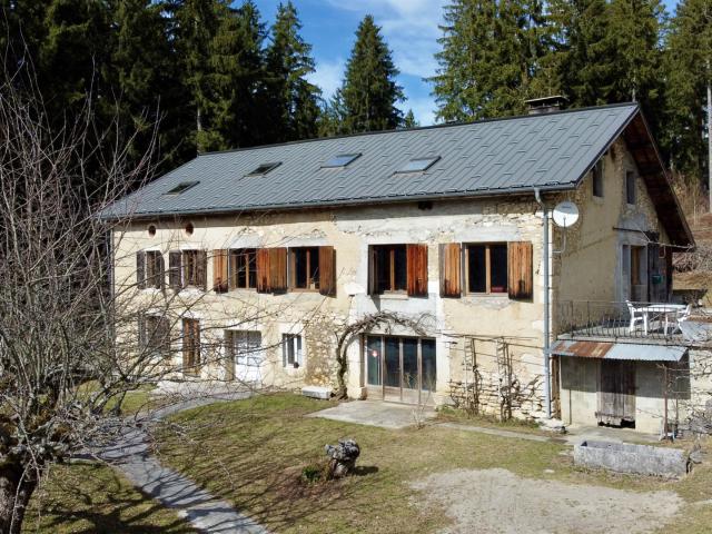 Ferme De Caractere 354 M2 Rencurel 354m² Rencurel Les Coulmes