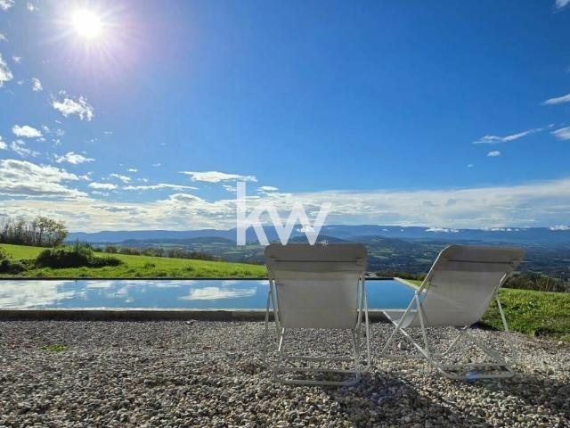 FERME DE PRESTIGE T12 429 m² AVEC PISCINE AU CALME