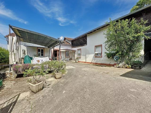 Ferme dépendances sur 1,8ha