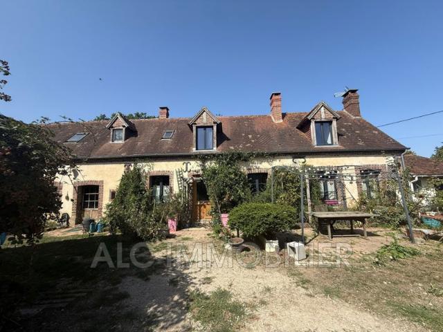 FERME EQUESTRE DE 29 HECTARES