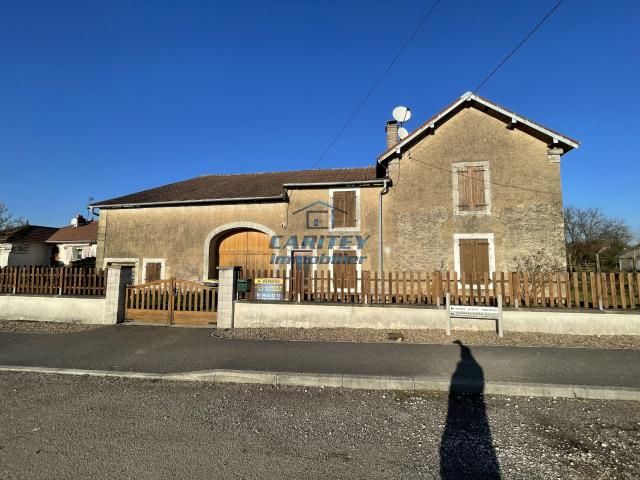 FERME INDIVIDUELLE 117m2 A RENOVER SUR TERRAIN DE 747m2 à BOUHANS LES LURE